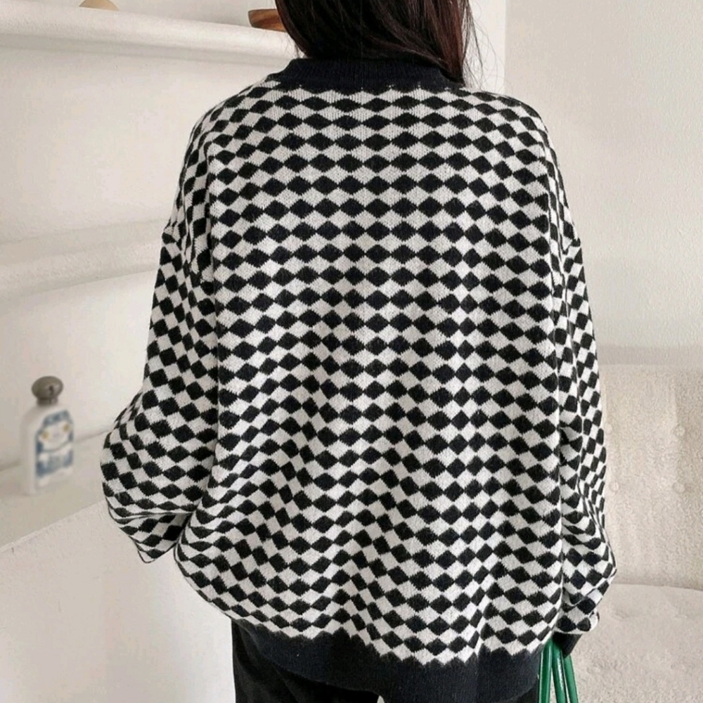 SOLD DAZY Checker Pattern Drop Shoulder Sweater - Picture 2 of 10